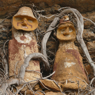 two sarcophagi at El Tigre, San Geronimo